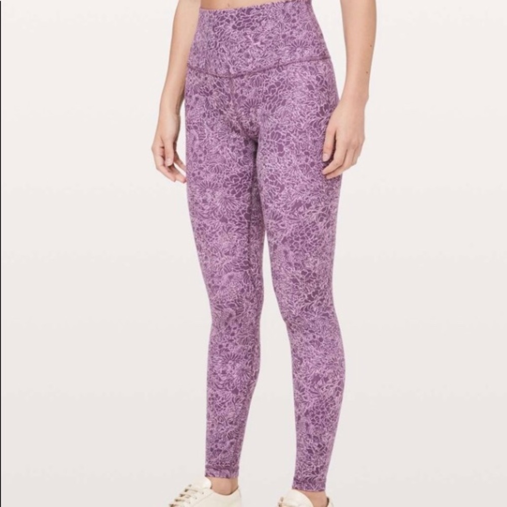 Lululemon pants!